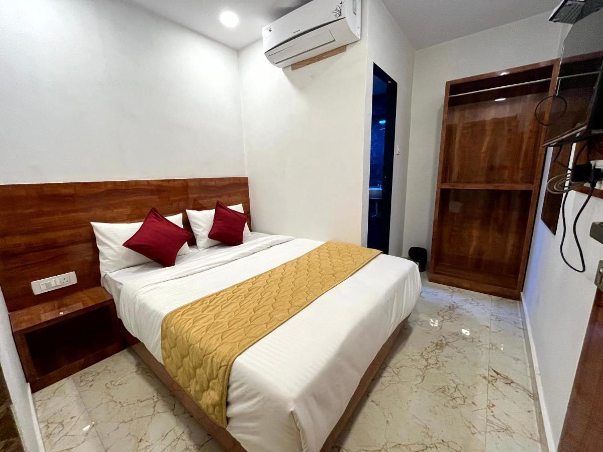Hotel Delmond Prime- Near Nesco Bombay Eksteriør billede