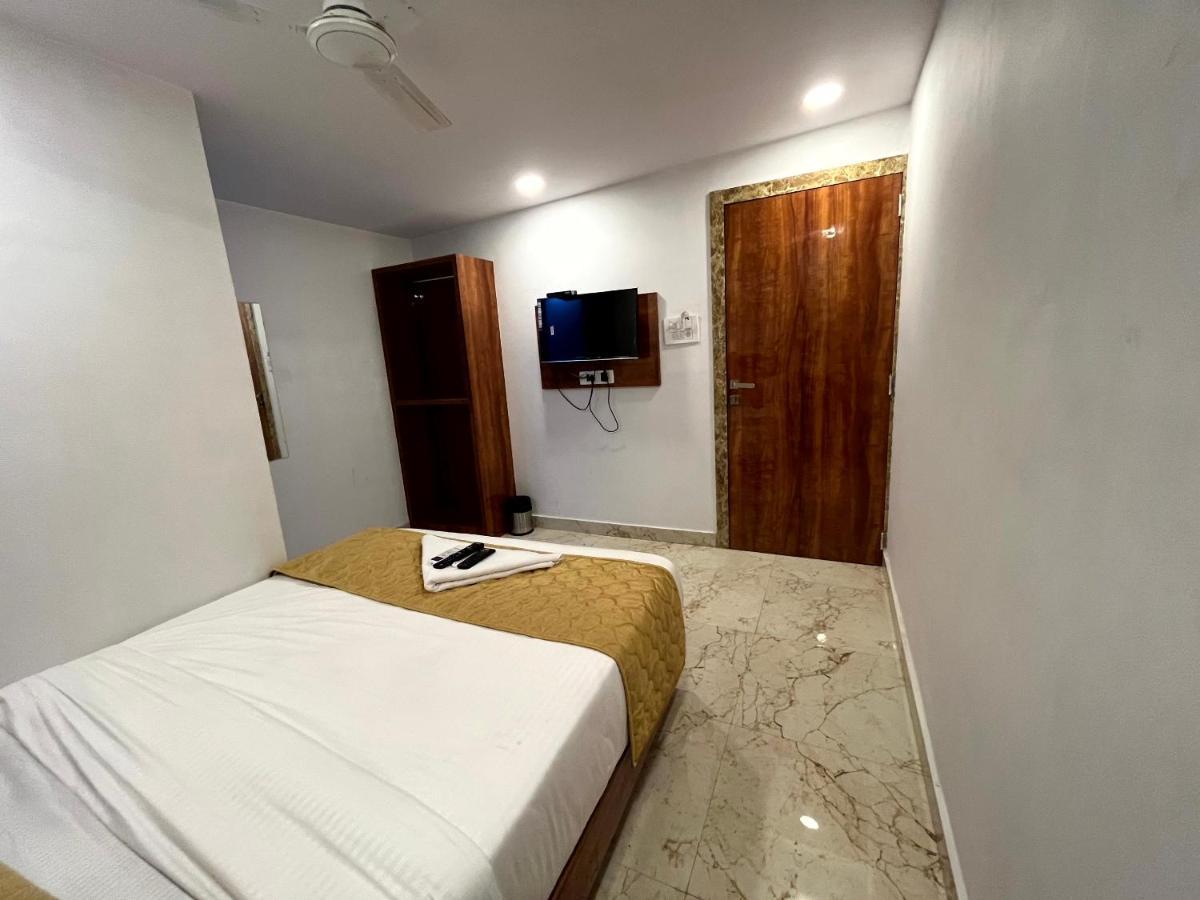 Hotel Delmond Prime- Near Nesco Bombay Eksteriør billede
