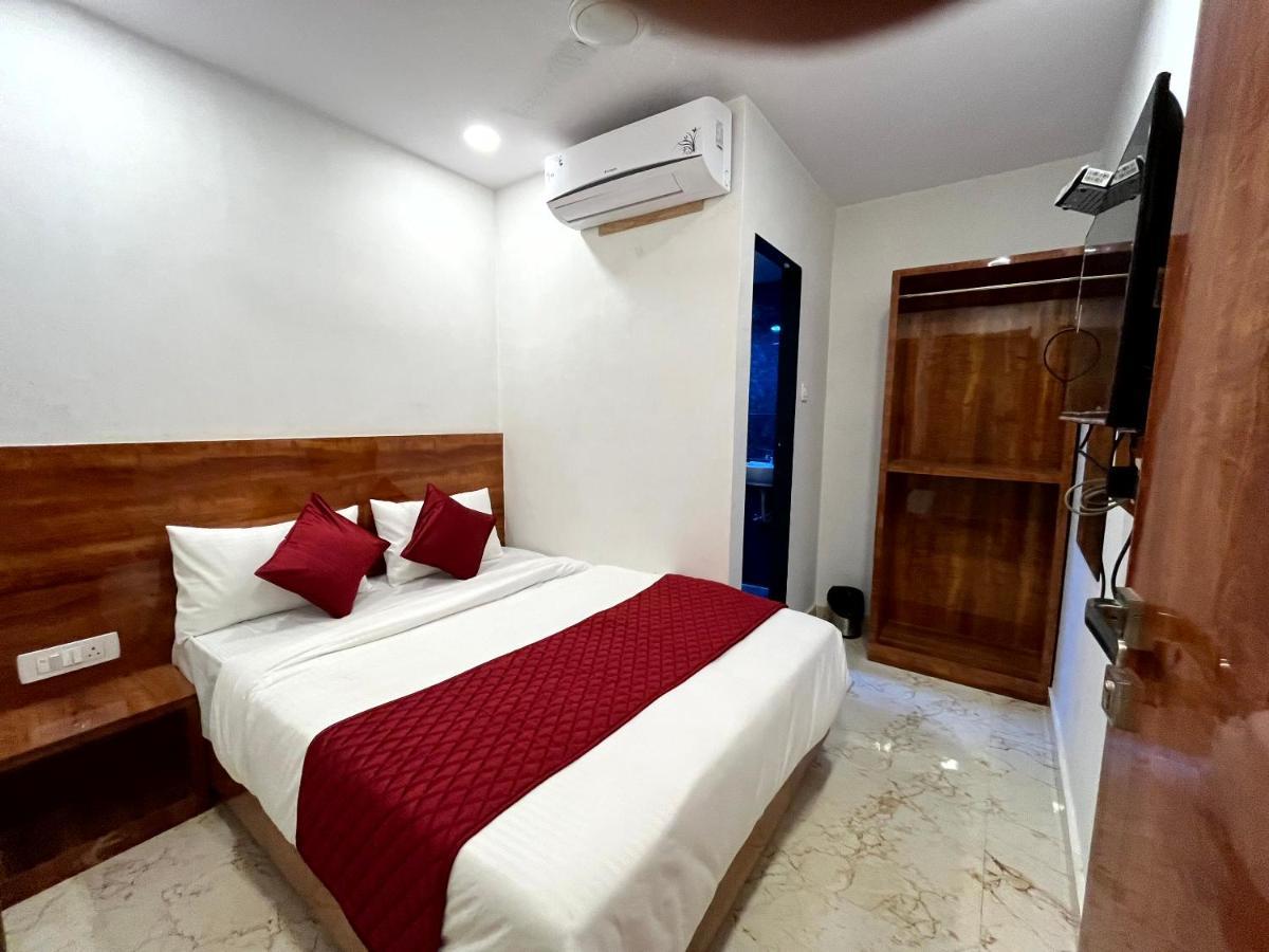 Hotel Delmond Prime- Near Nesco Bombay Eksteriør billede