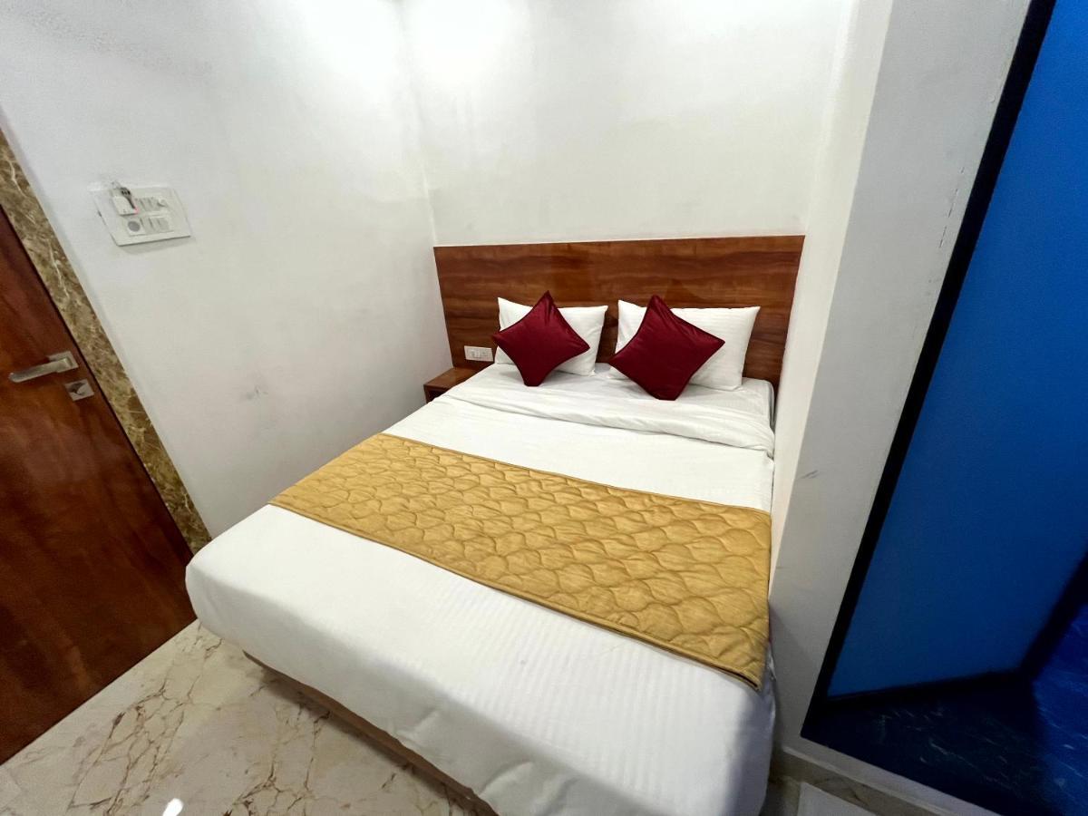 Hotel Delmond Prime- Near Nesco Bombay Eksteriør billede